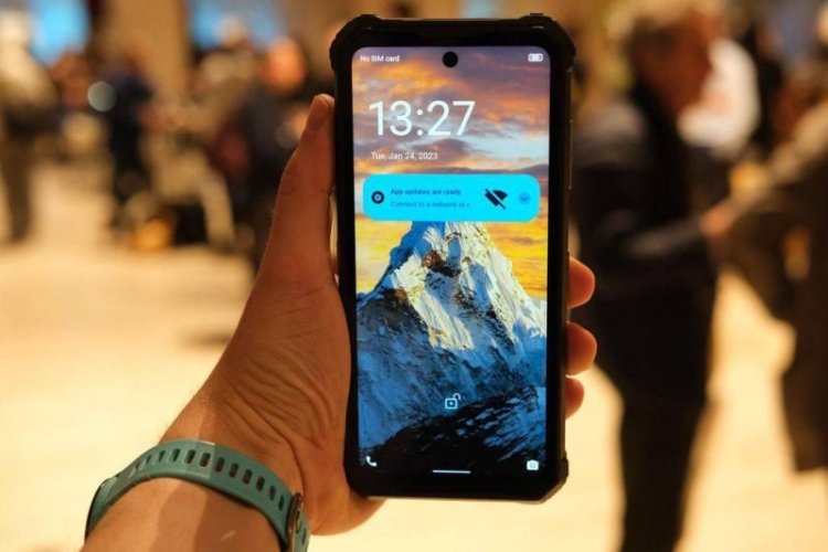 A monster smartphone with a 28,000 mAh Battery