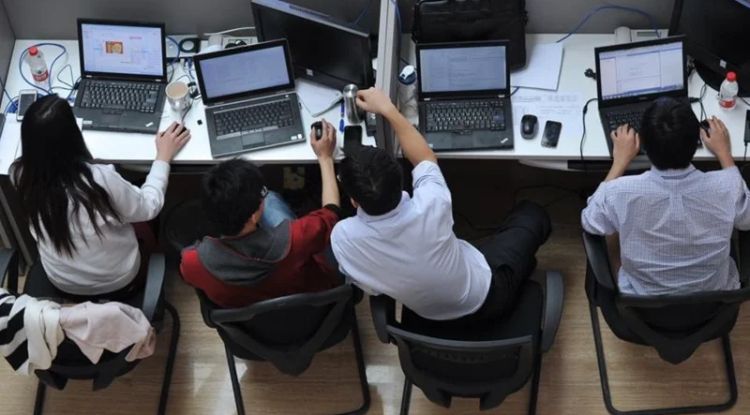 ChatGPT is causing demand for entry-level workers to fall