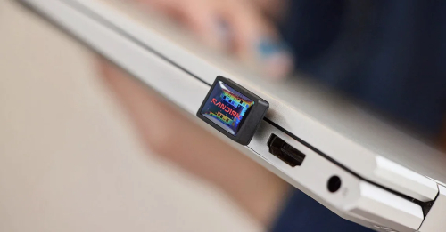 SanDisk unveiled the world's smallest 1TB flash drive.