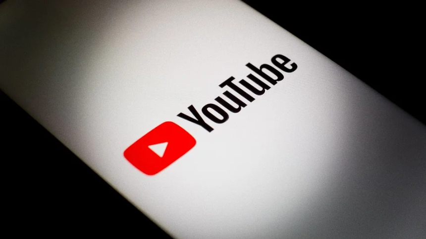 YouTube Overtakes Reddit as Top Source of AI Data